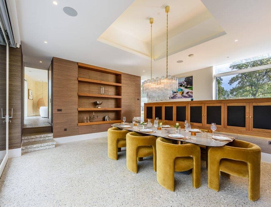 Marama Luxury Holiday Home 12