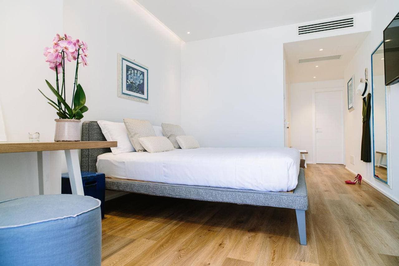 NUMA HOTEL 7