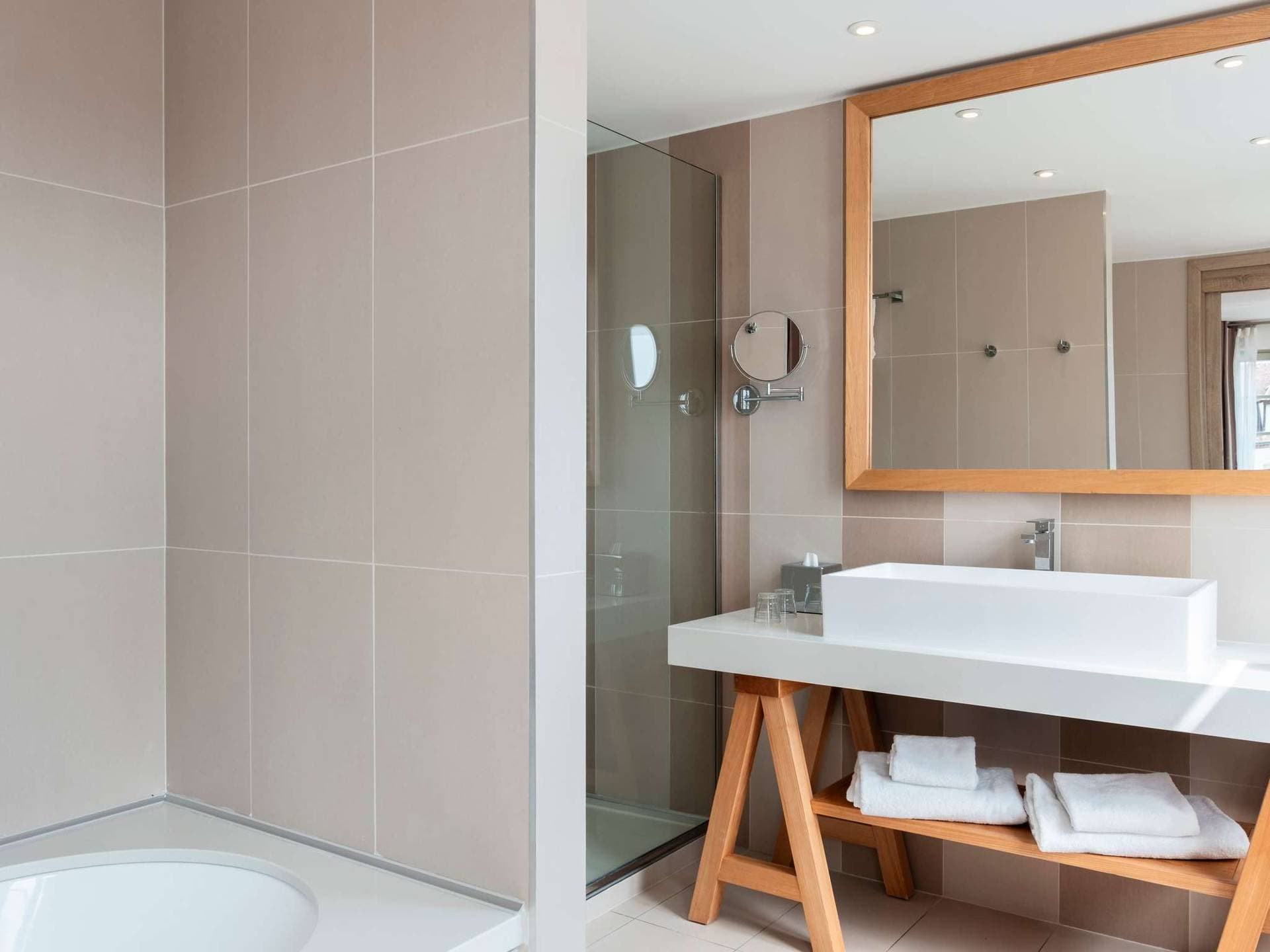 Mercure Maintenon 14