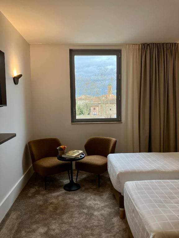 Dali Hotel  9