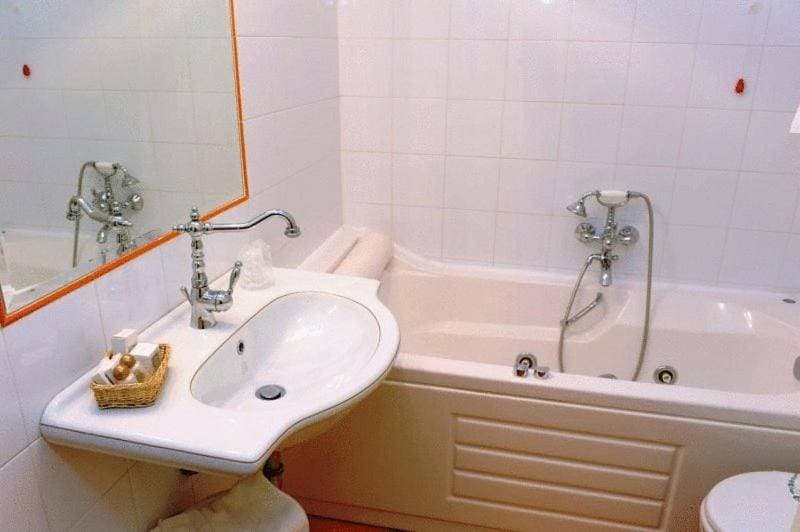 Hotel Urbano V 18
