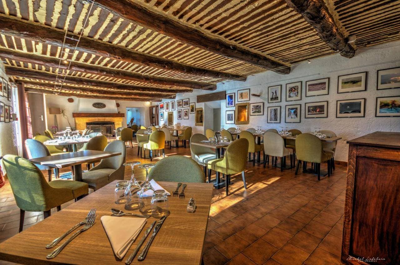 Best Western Domaine de Roquerousse 10