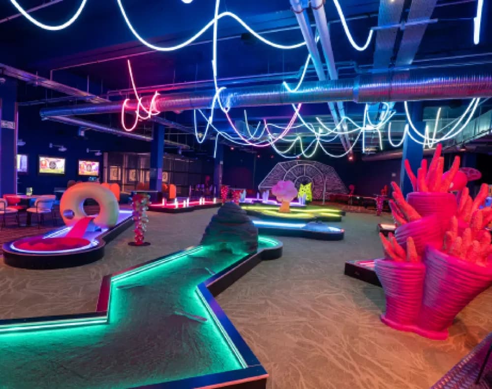 MINI-GOLF