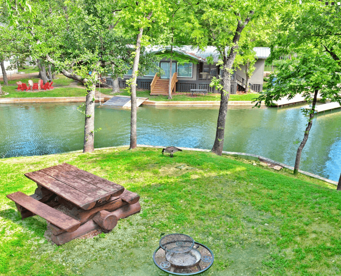 Log Country Cove 9
