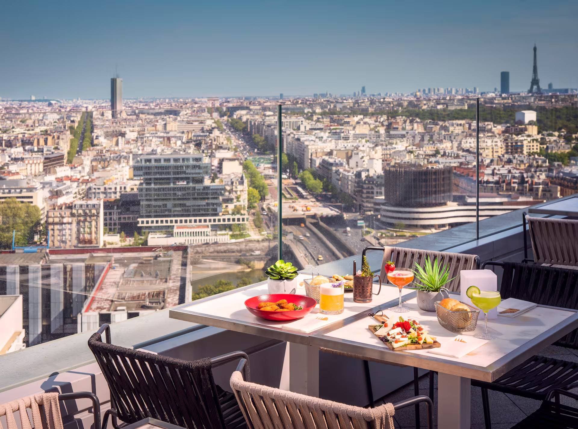 Skyline Paris Lounge & Bar 7