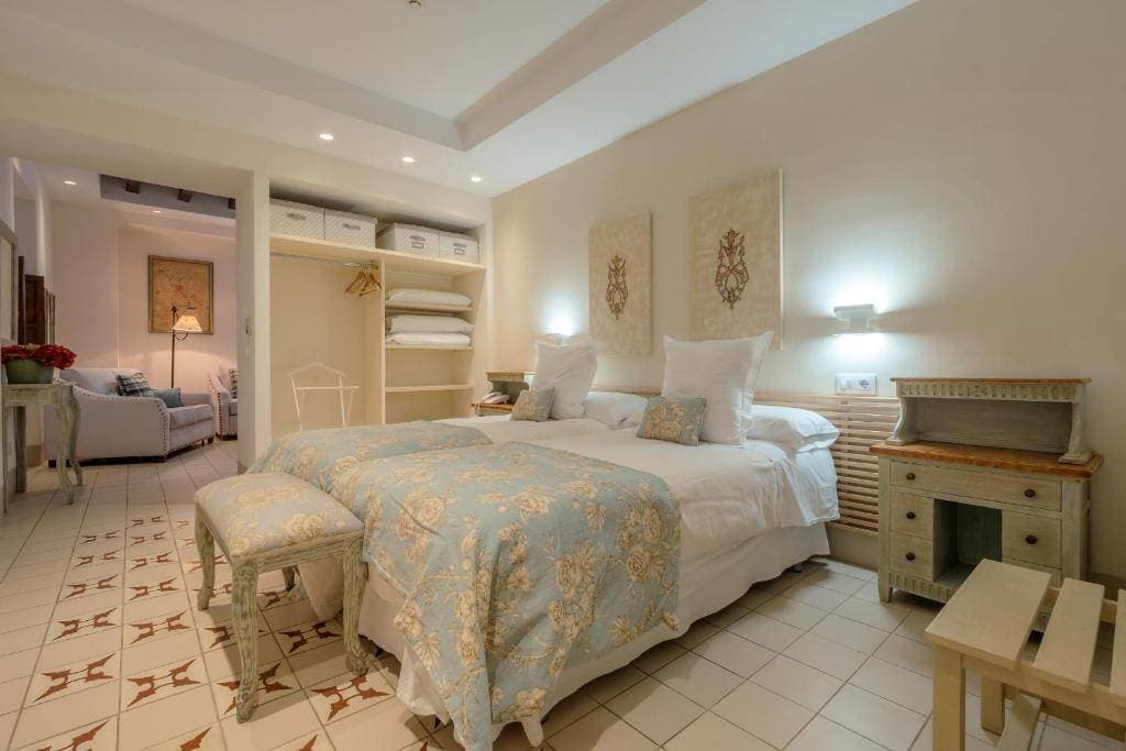 ApartaSuites Alberca 39