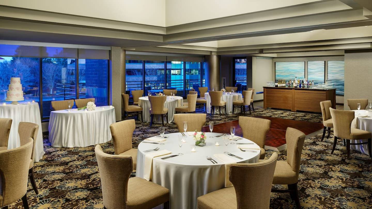 Hilton Charlotte University Place 23