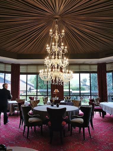 Le Grand Hôtel et Spa 7