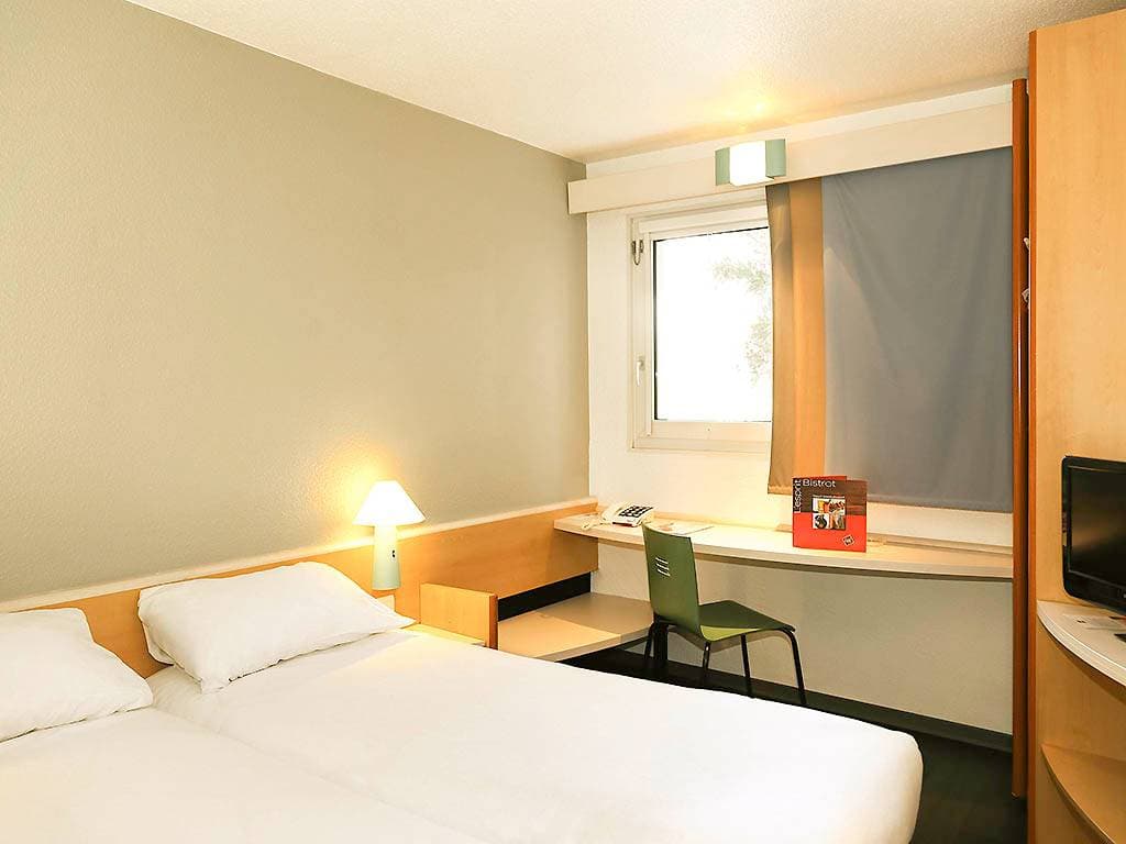 ibis Orange Centre Échangeur A7 A9 5