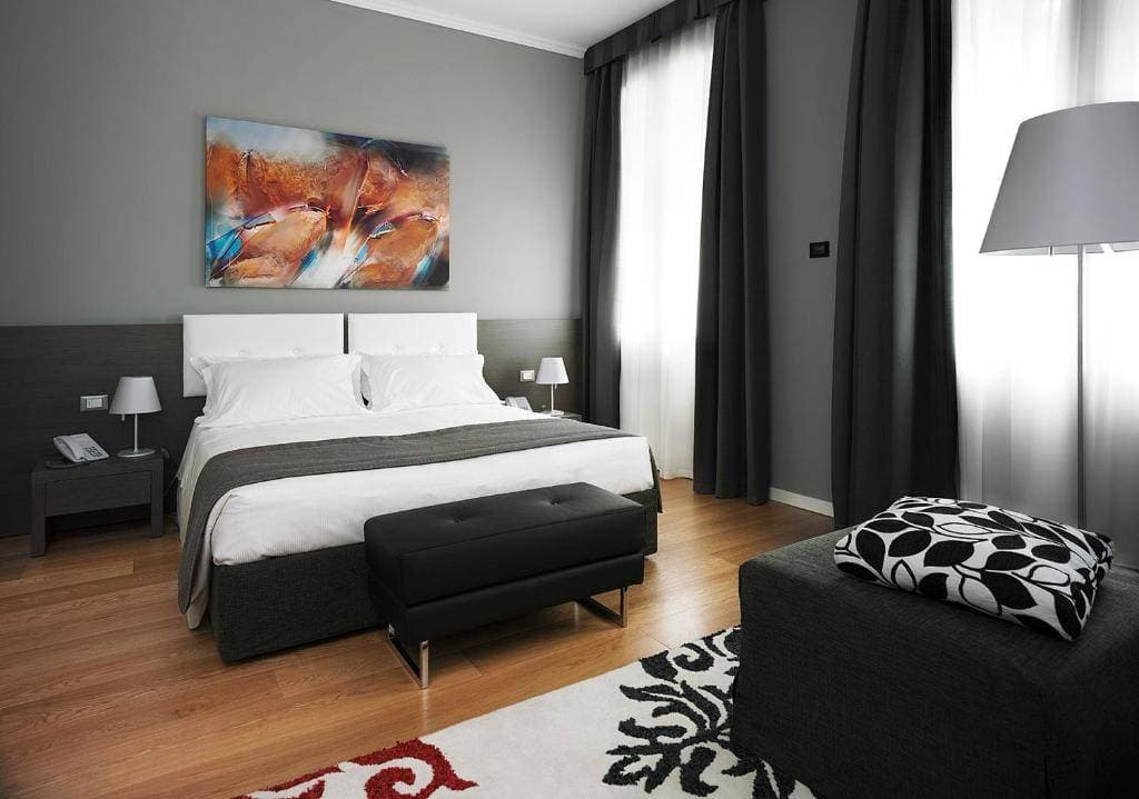 Palace Suite 21
