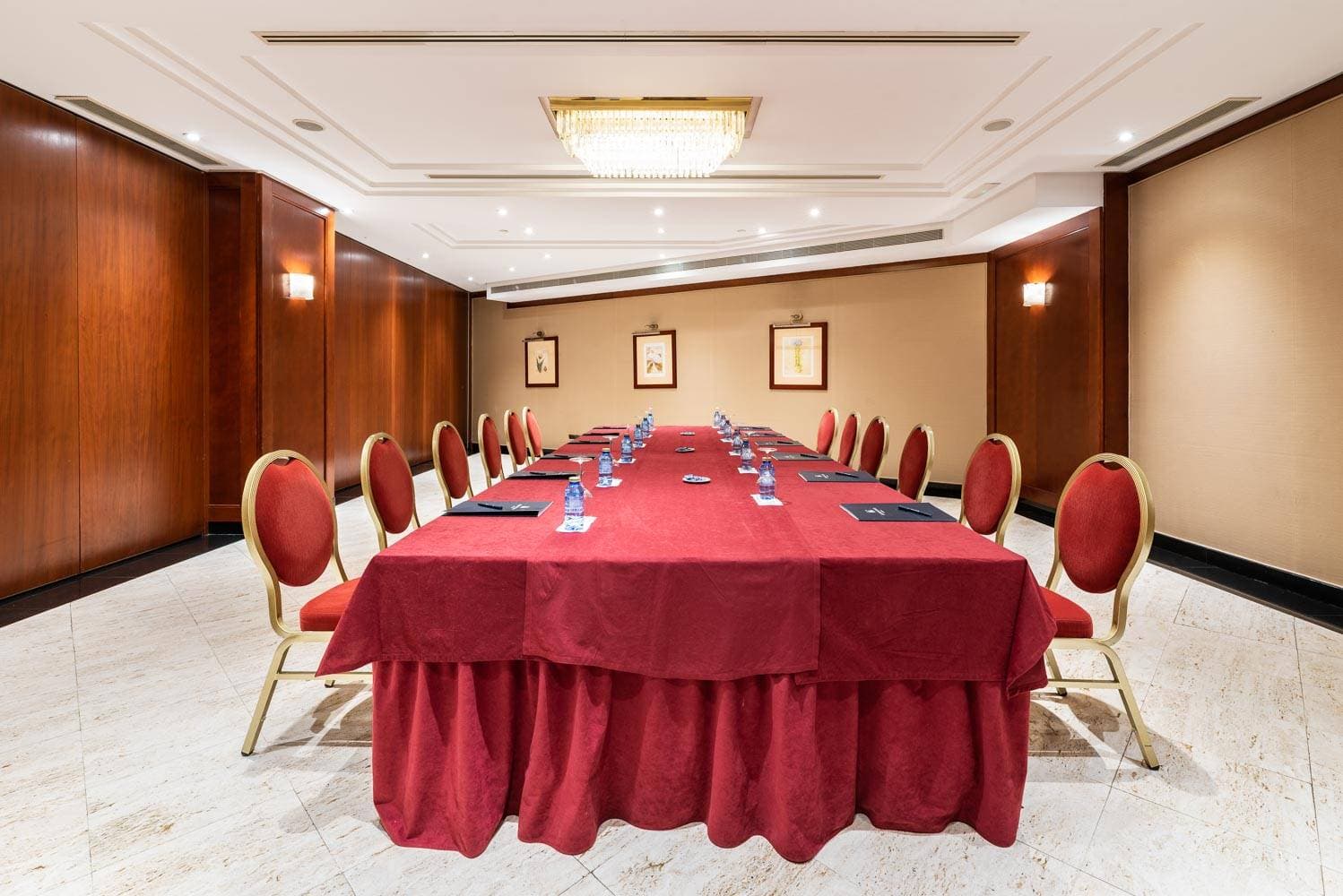 Eurostars Gran Hotel Santiago 39