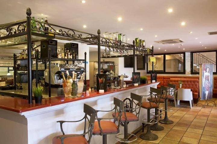 Hostellerie du Cigalou 4