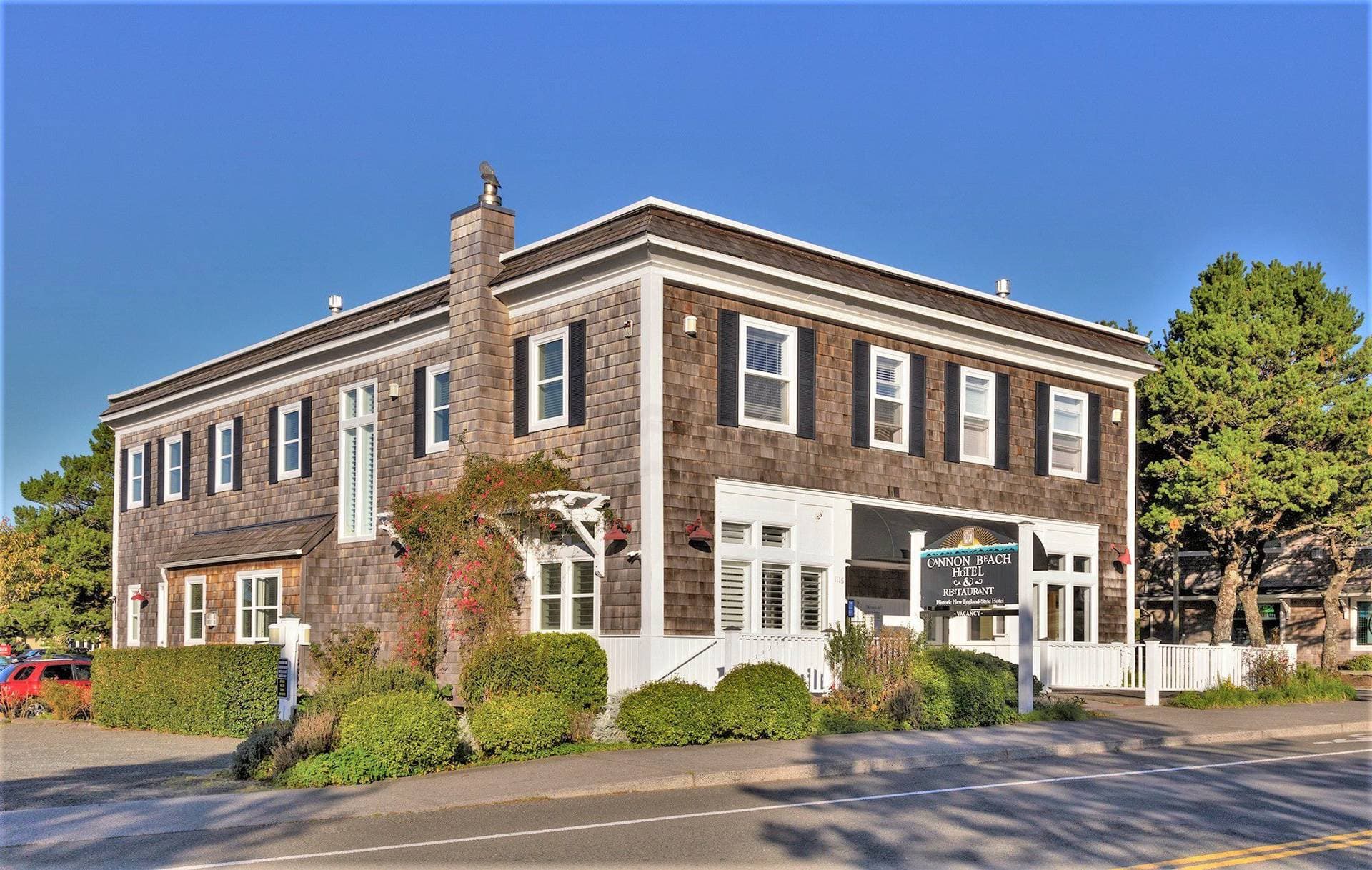Cannon Beach Hotel Collection 1