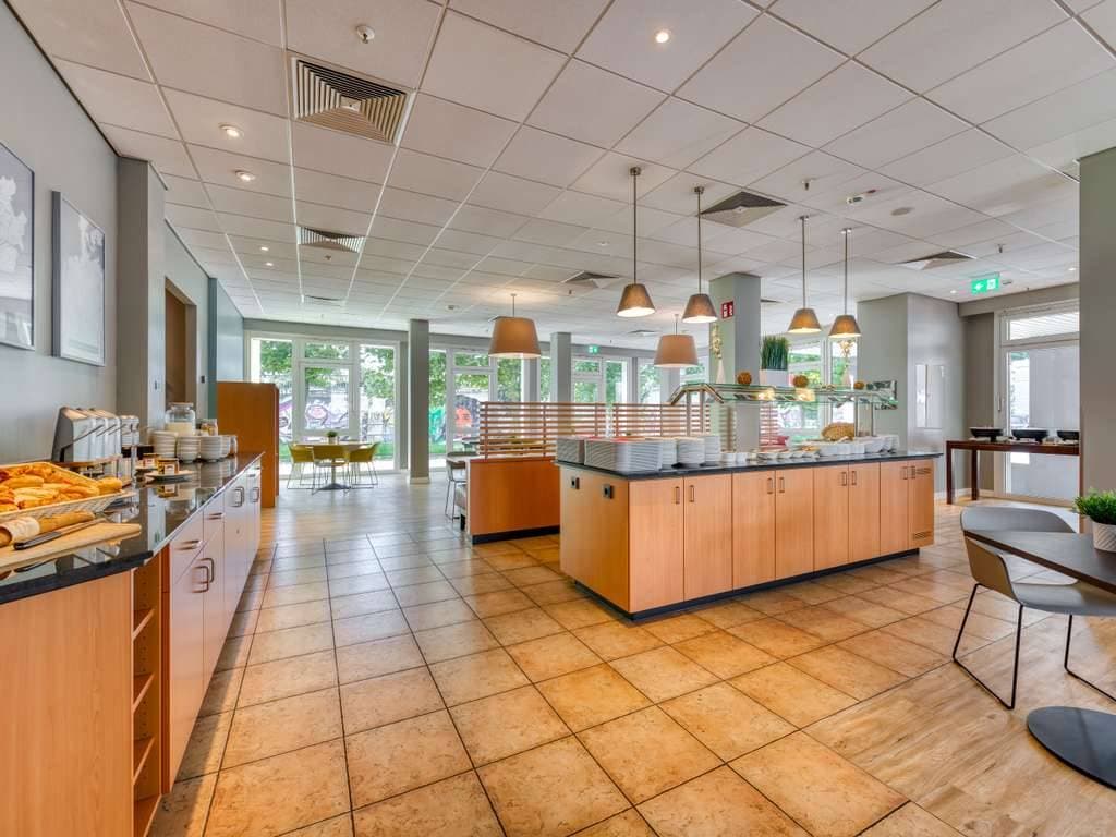 ibis Hotel Frankfurt Messe West 12