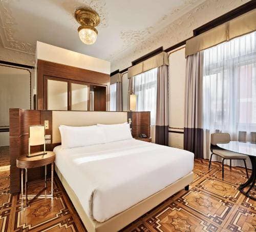 DoubleTree by Hilton Trieste 9
