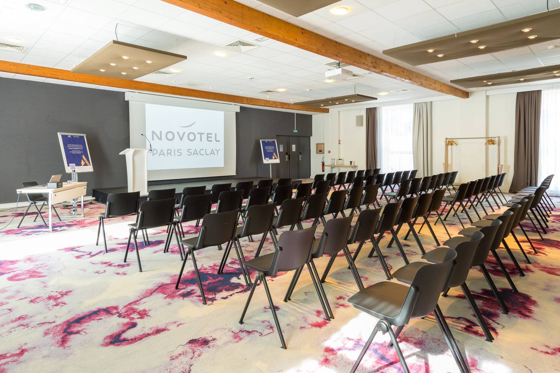 Novotel Paris Saclay 10