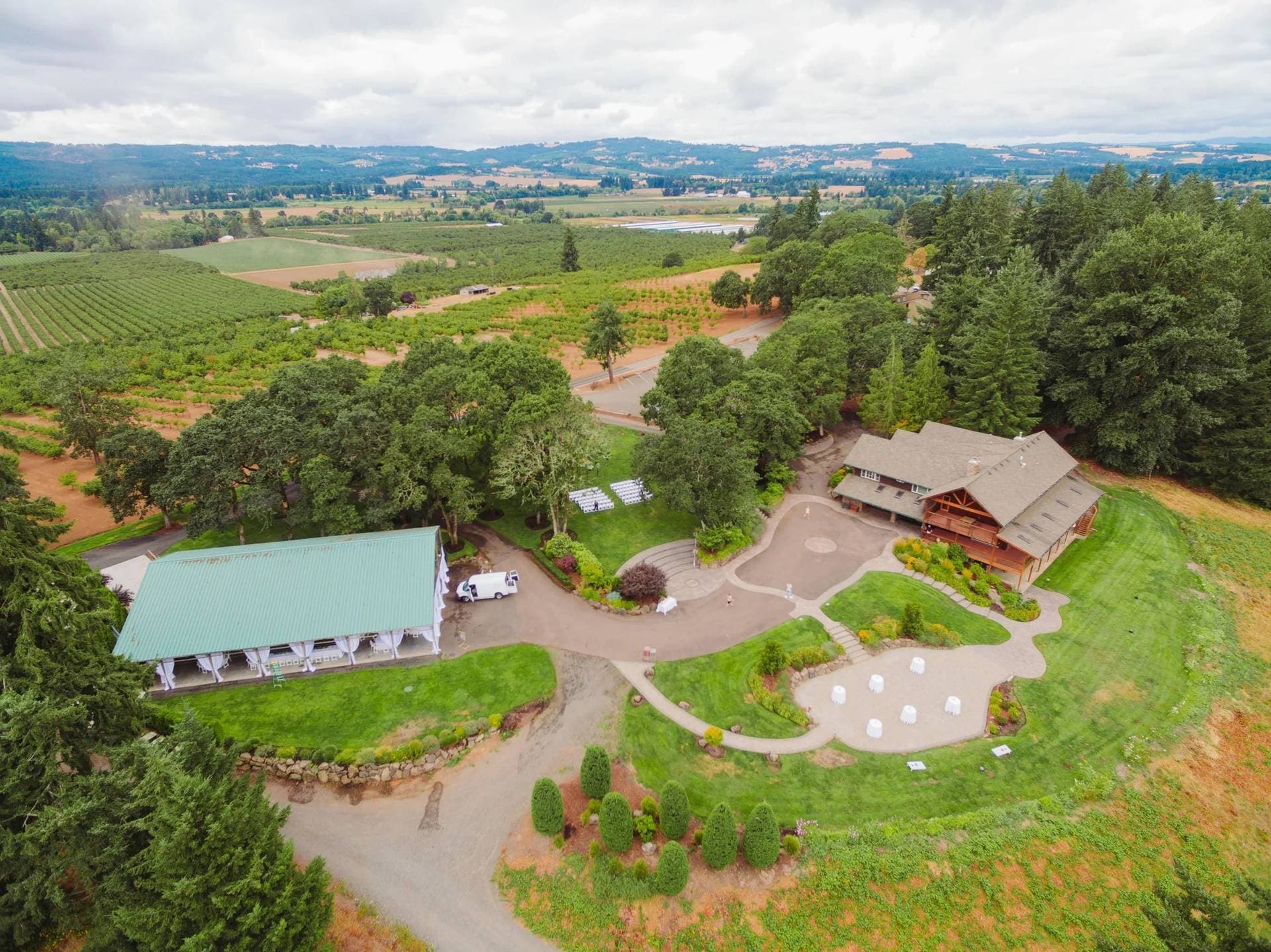 Scholls Valley Lodge 12