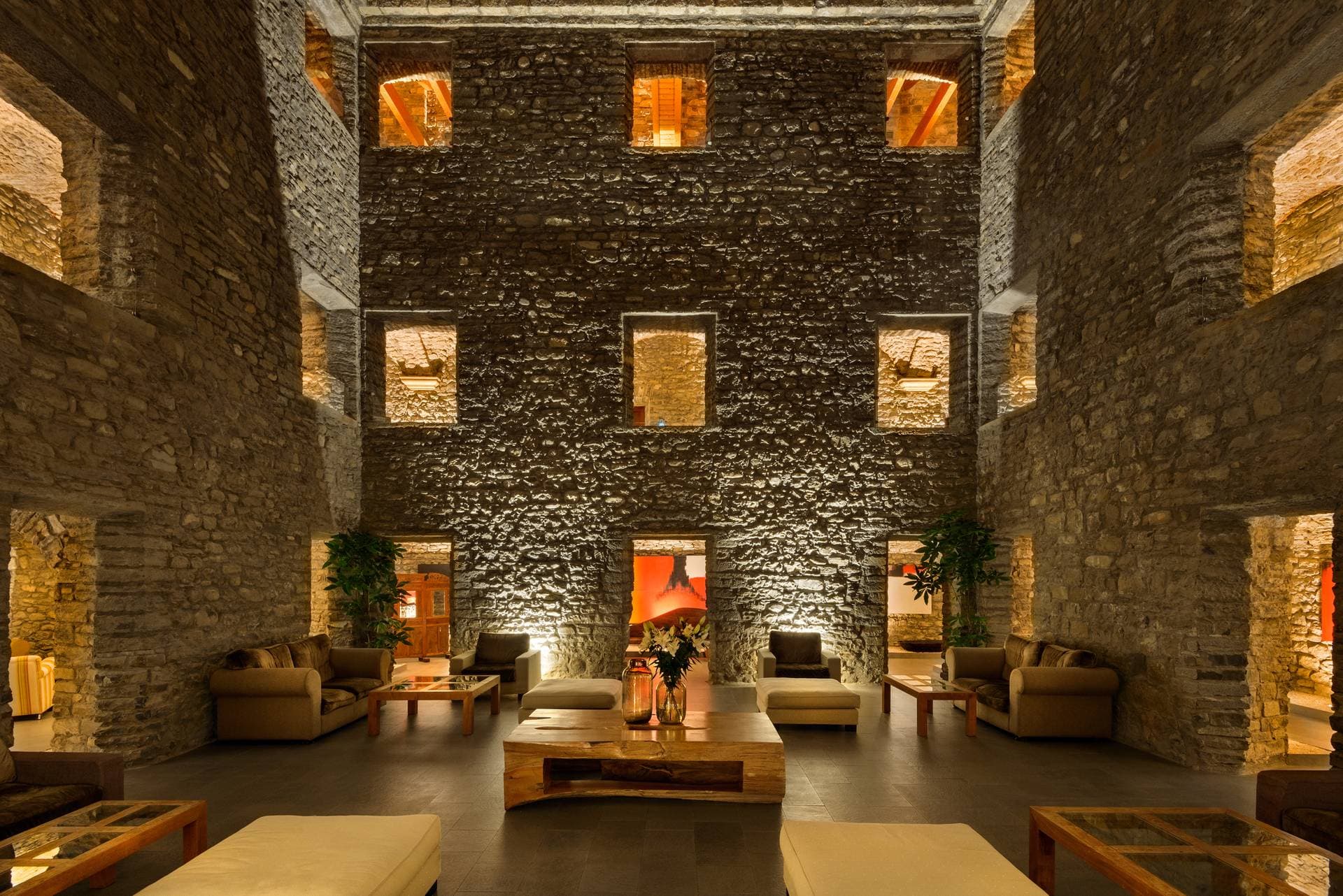 Hotel Monasterio de Boltaña 8