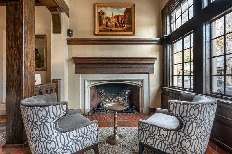 Best Western Premier Mariemont Inn 34