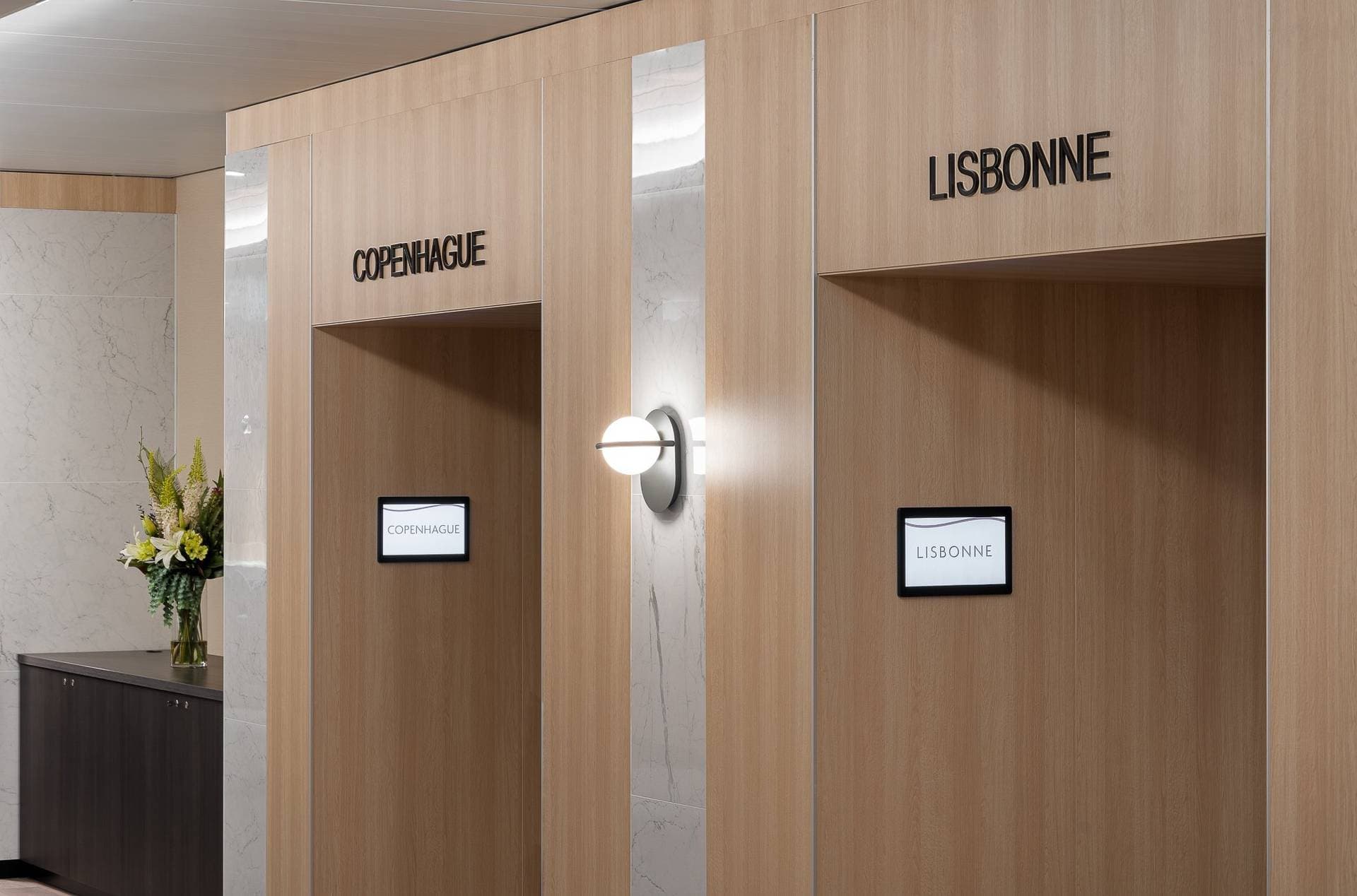 Crowne Plaza Geneva by IHG 30