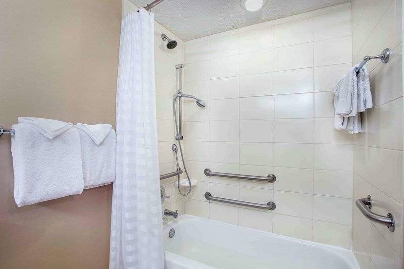 Embassy Suites by Hilton Lexington/UK Coldstream 44