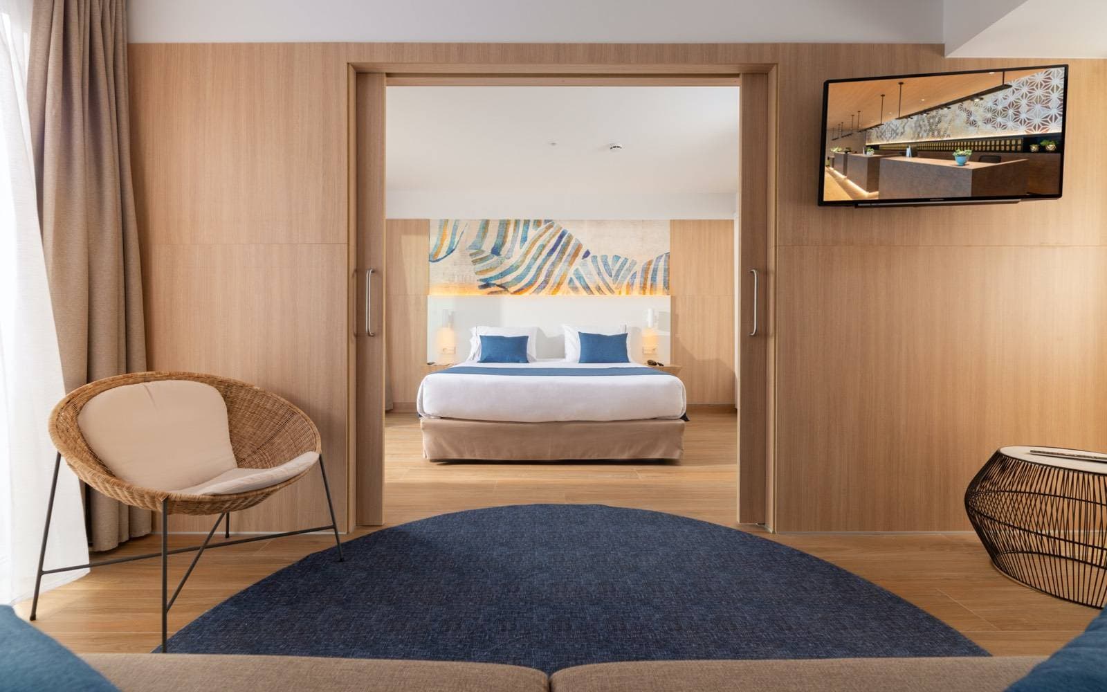 L'Azure Hotel 40