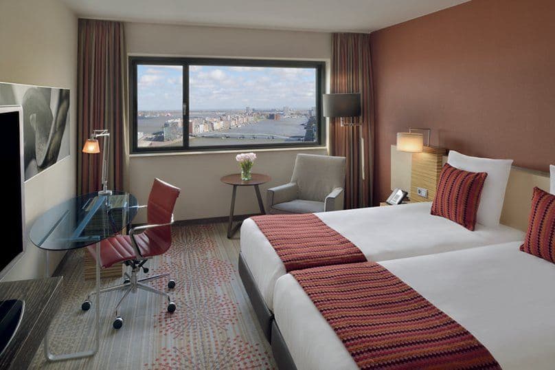 Mövenpick Hotel Amsterdam City Centre 8