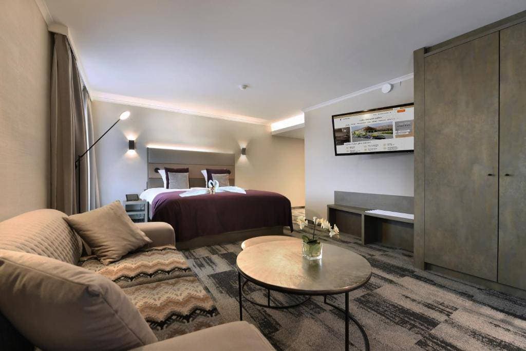 Van der Valk Hotel Charleroi Airport  6