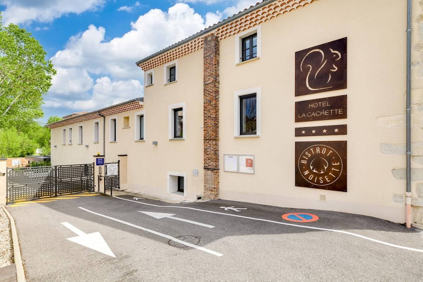 Hôtel Spa - La Cachette 1