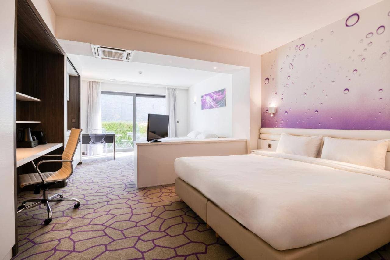 B&B HOTEL Mons Centre 14