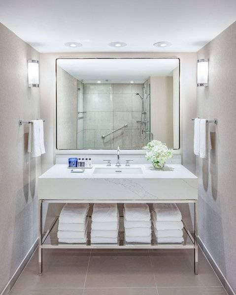 The Marquette Hotel, Curio Collection by Hilton 43