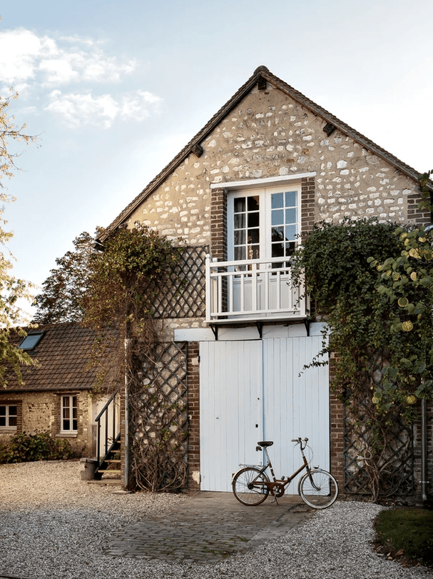 Riverside House Normandy 10