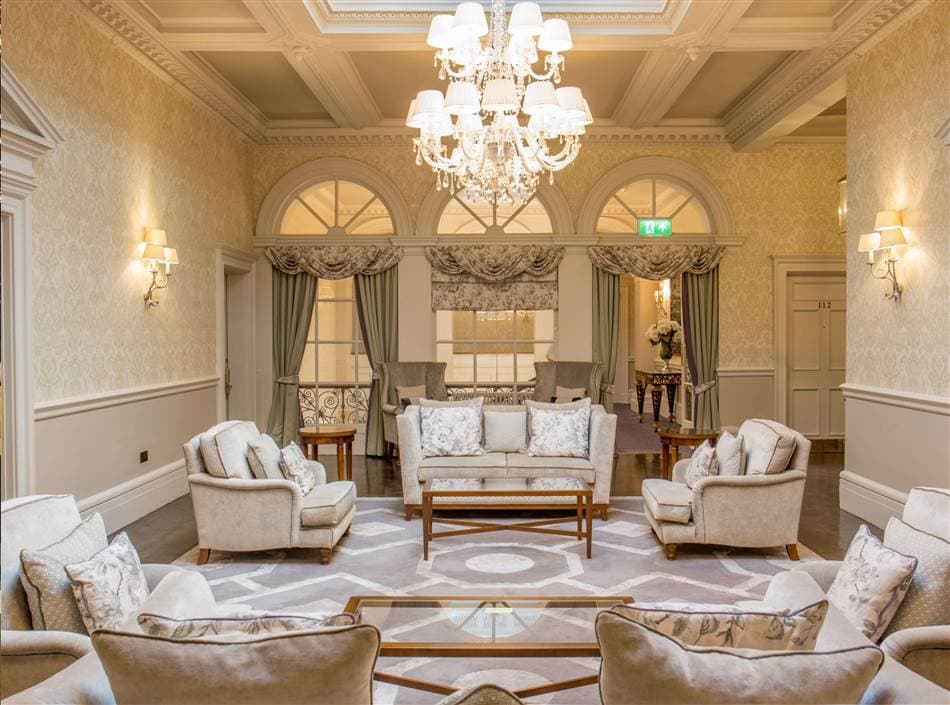Down Hall Hotel 13