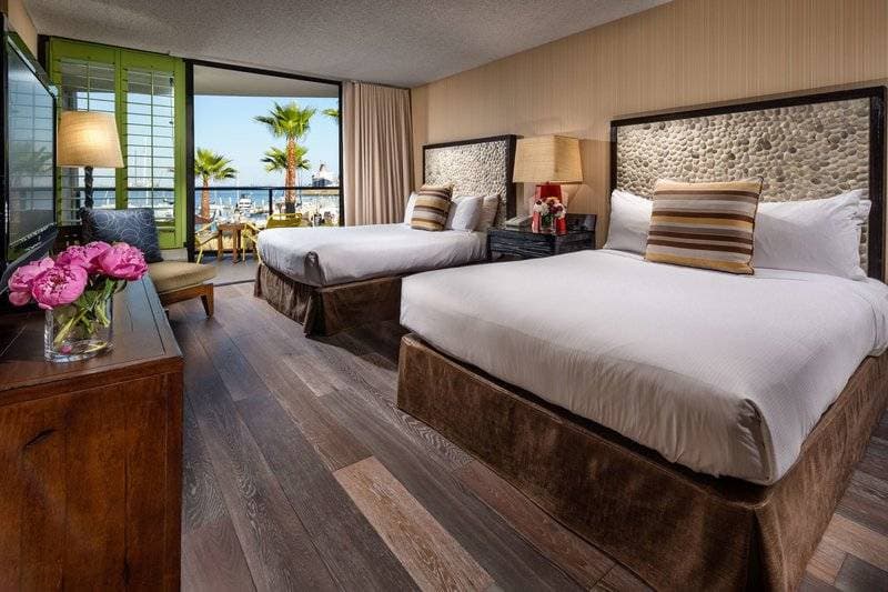 Hotel Maya - a DoubleTree by Hilton 34