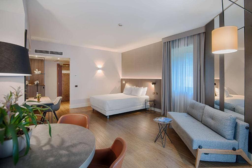 NH Roma Villa Carpegna 13