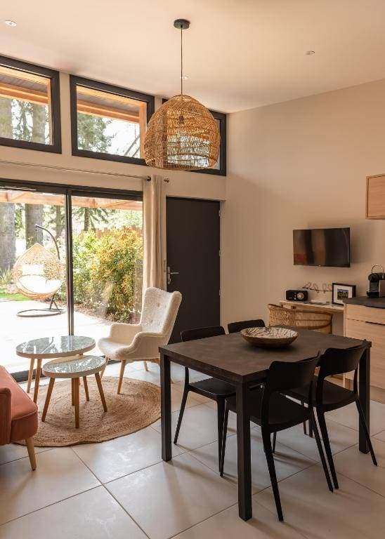 Les écolodges du domaine de Vaxergues en Aveyron 10