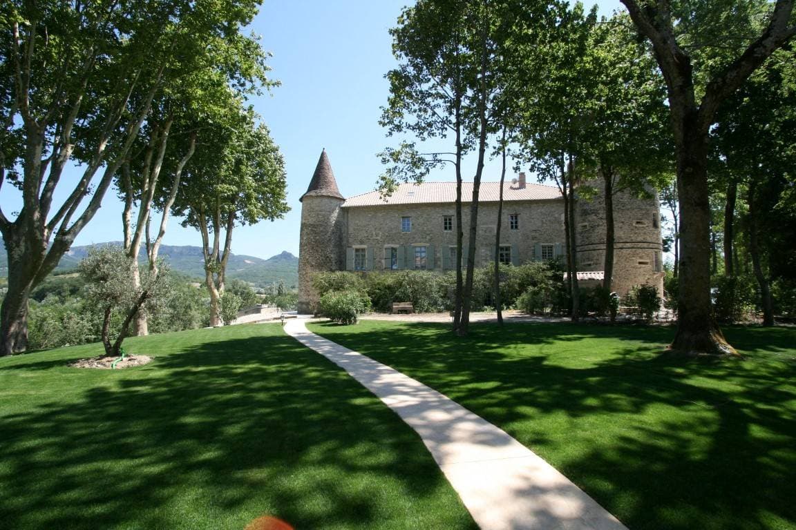 Le Château Les Oliviers de Salettes 7