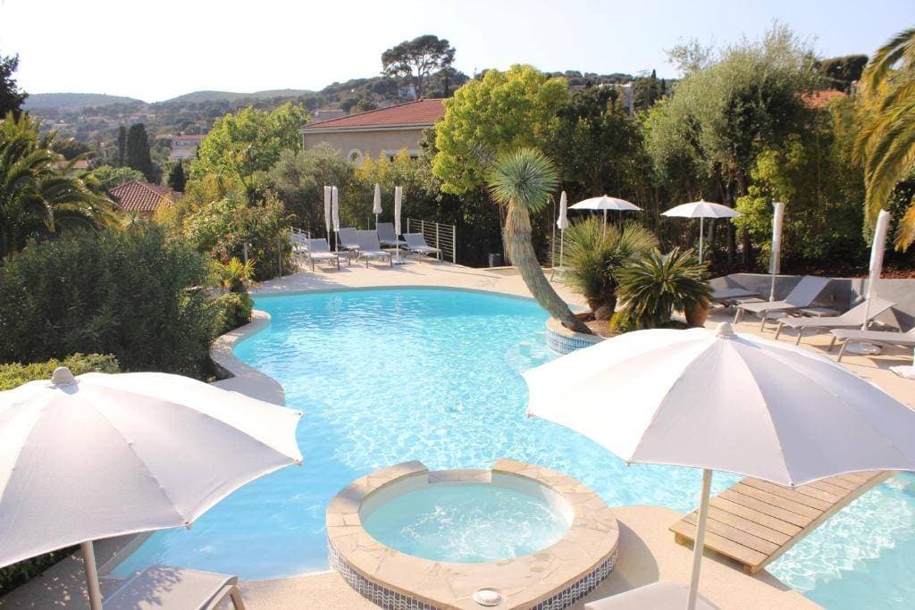 L'Hôtel Royal Cottage 1