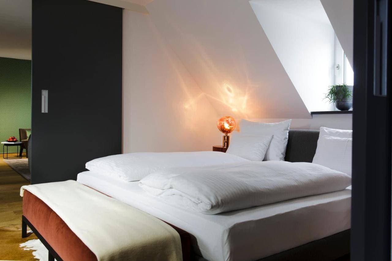 Hotel Maximilian's 33