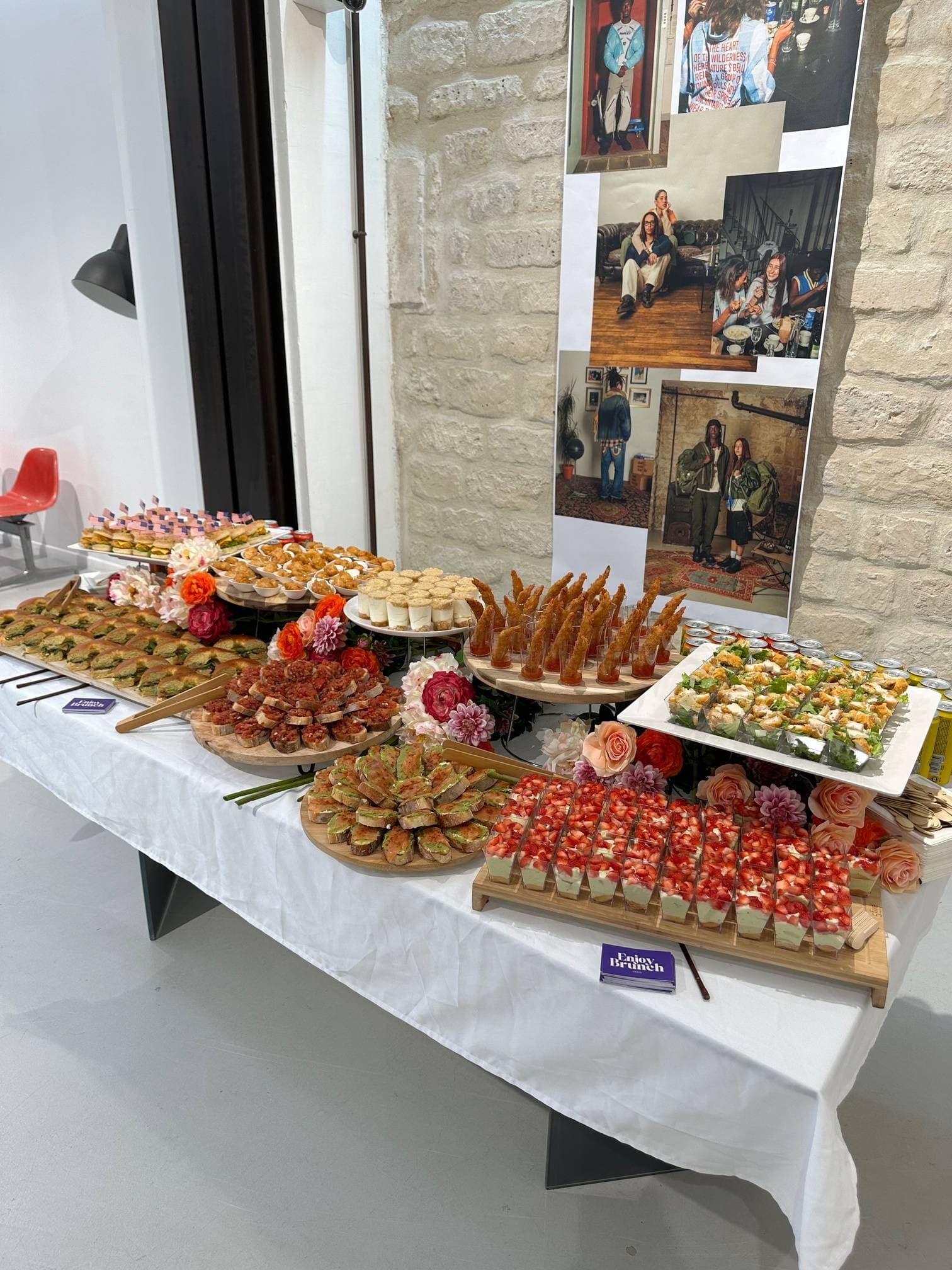 Enjoy Brunch 6