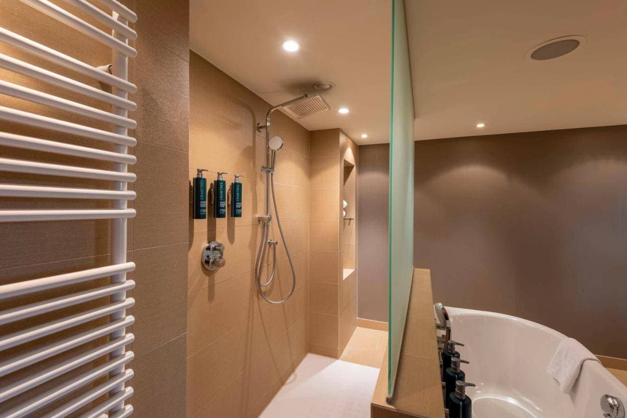 DoubleTree by Hilton Vienna Schonbrunn 24