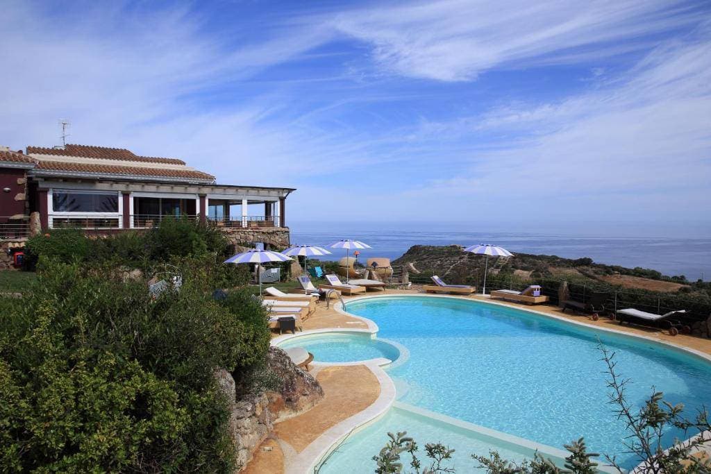 Bajaloglia Resort 3