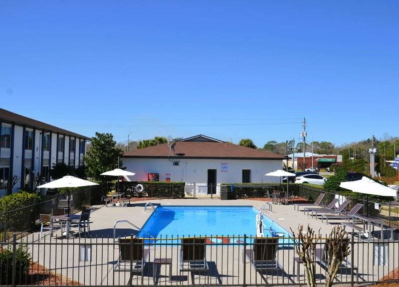 Americas Best Value Inn & Suites Foley Gulf Shores 4
