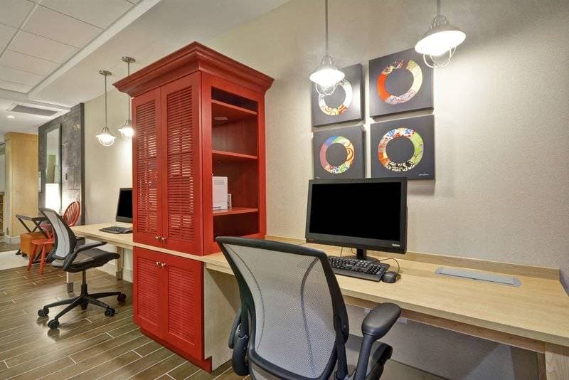 Home2 Suites by Hilton Minneapolis-Eden Prairie 9