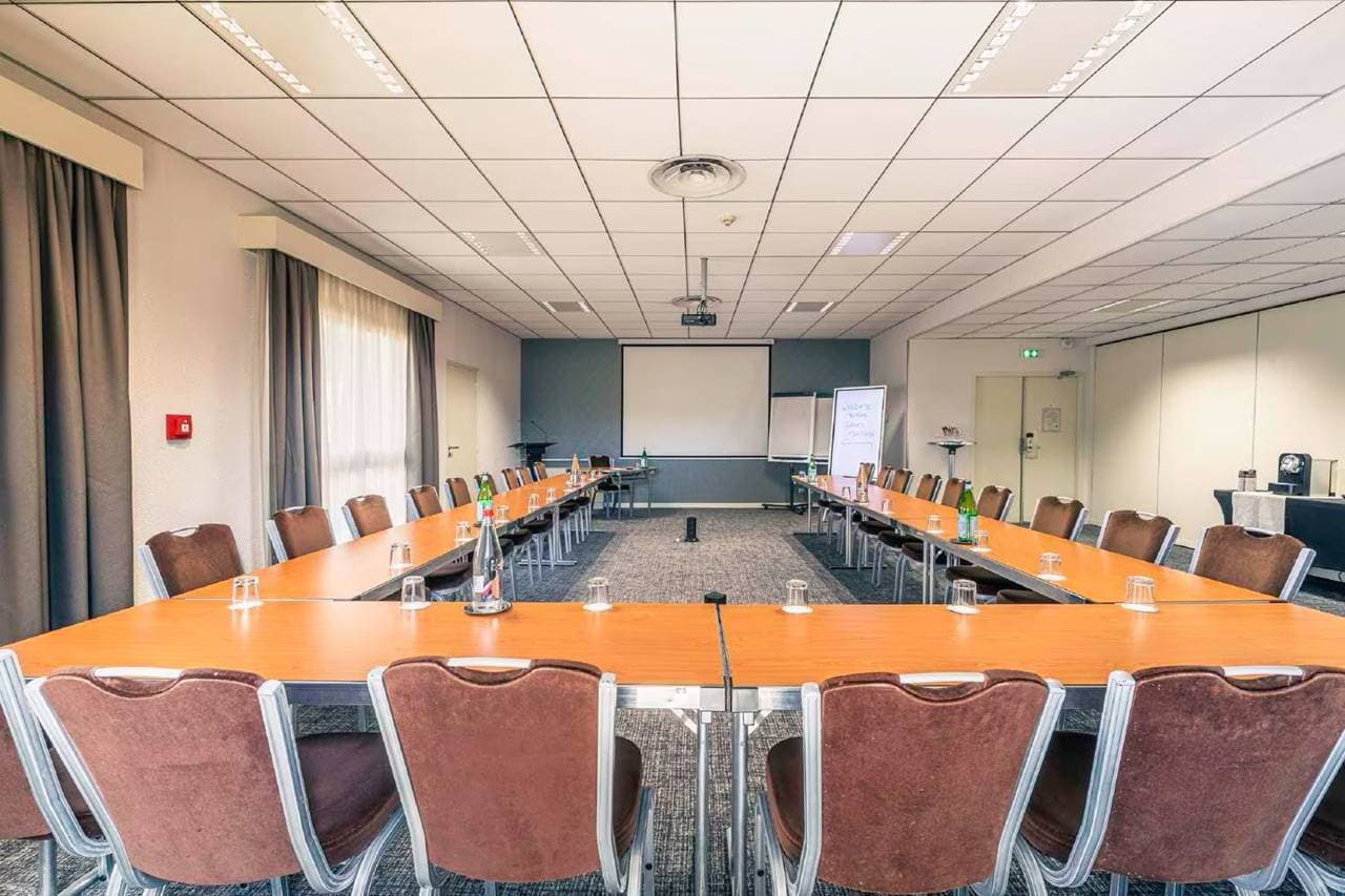 Best Western Marseille Aeroport 22