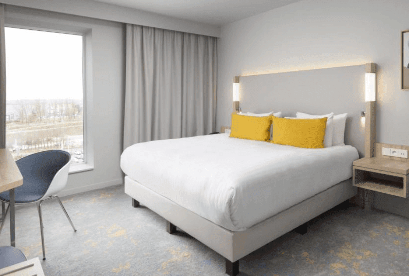 Courtyard By Marriott Central Airport Paris CDG 11