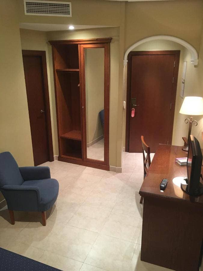 Hotel Manolo Mayo 19