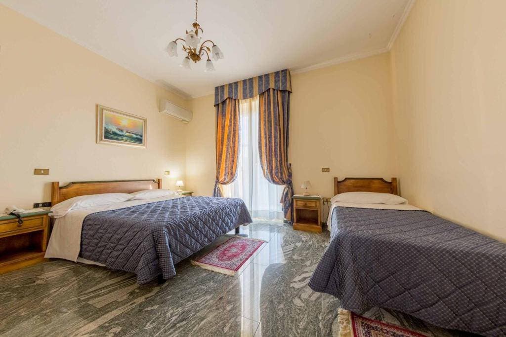 Aquila Hotel 10