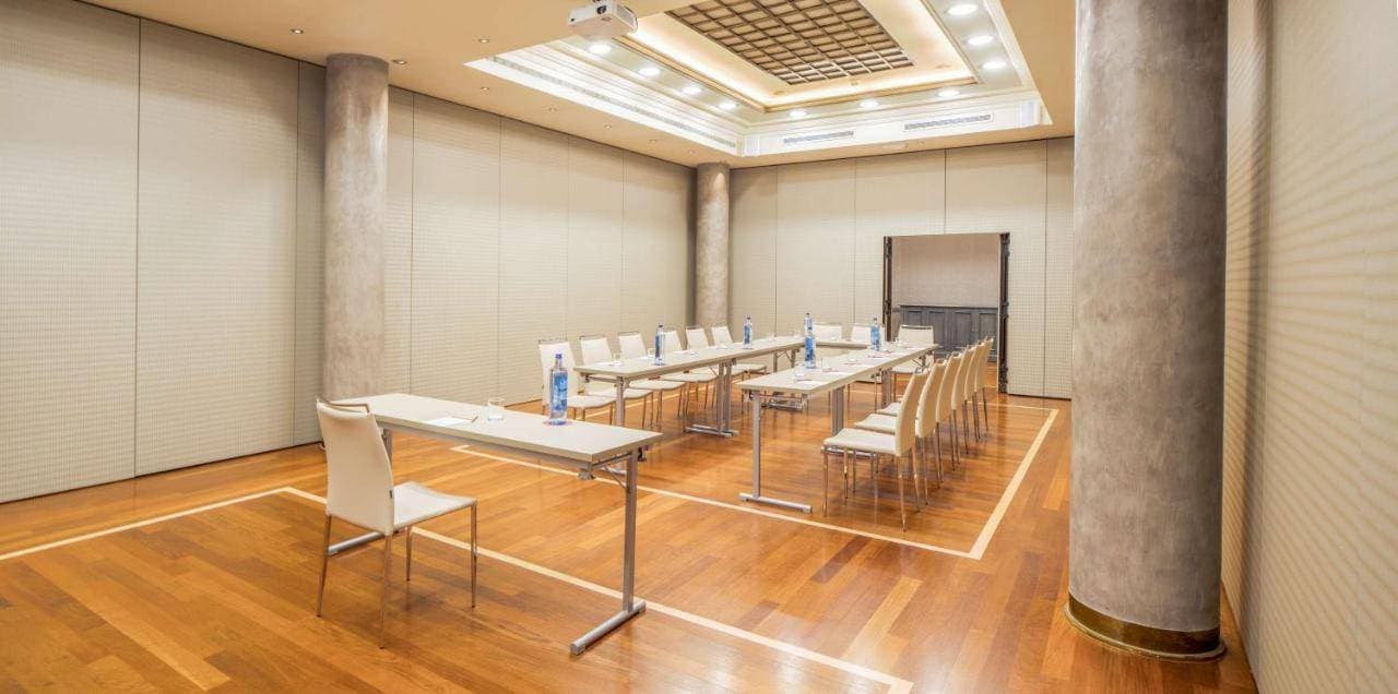 Hotel NH Collection Vigo 23