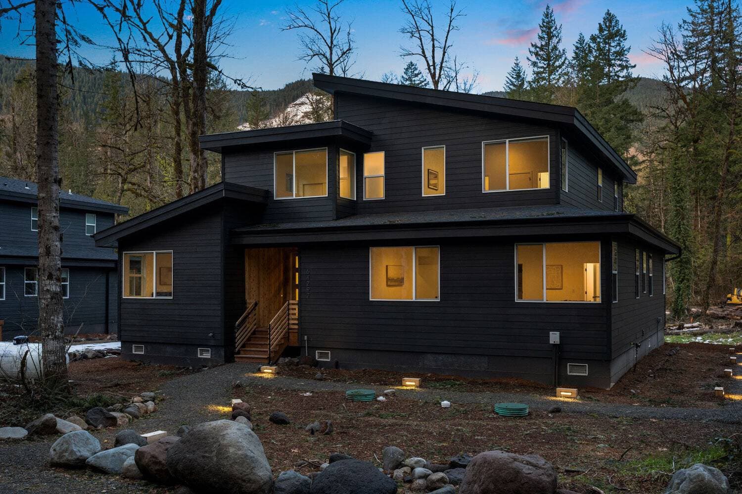 Sandy River Getaway 18